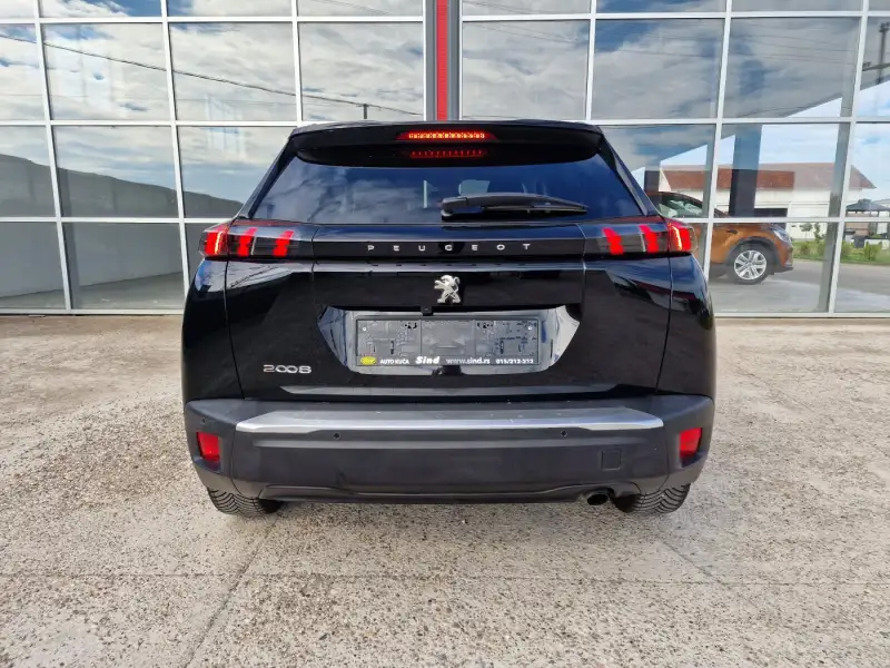 Peugeot 2008 ALLURE Benzin 2022. godište - Slika 6