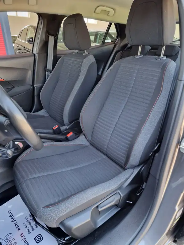 Peugeot 2008 PURETECH 2021. godište - Slika 12