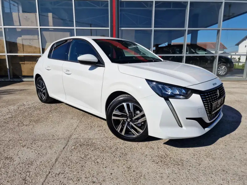 Peugeot 208 ALLURE Benzin 2021. godište - Slika 3