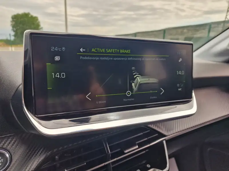 Peugeot 208 ALLURE Benzin 2021. godište - Slika 19