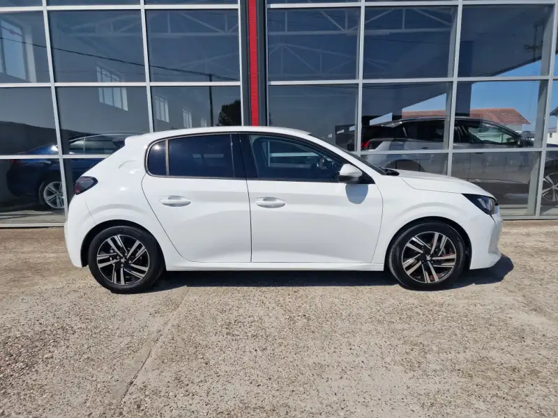 Peugeot 208 ALLURE 2021. godište - Slika 4
