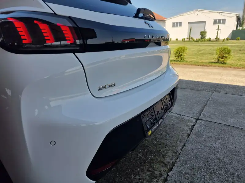 Peugeot 208 ALLURE 2021. godište - Slika 28