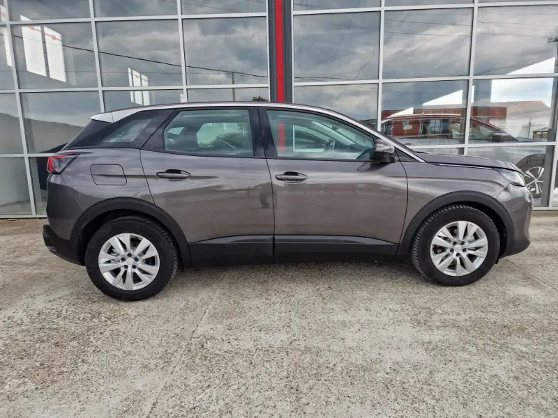 Peugeot 3008 2021. godište - Slika 4