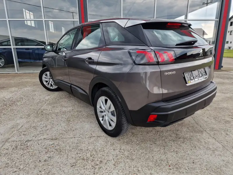 Peugeot 3008 2021. godište - Slika 7