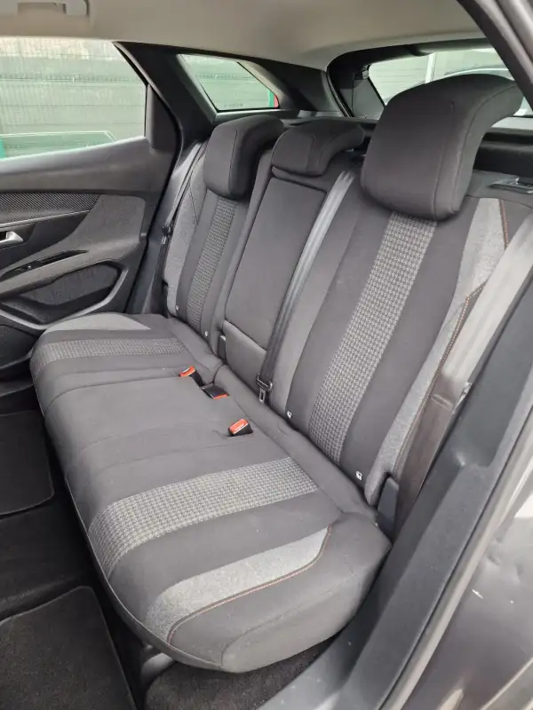 Peugeot 3008 2021. godište - Slika 12