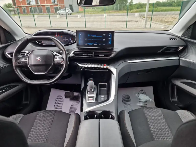 Peugeot 3008 2021. godište - Slika 14
