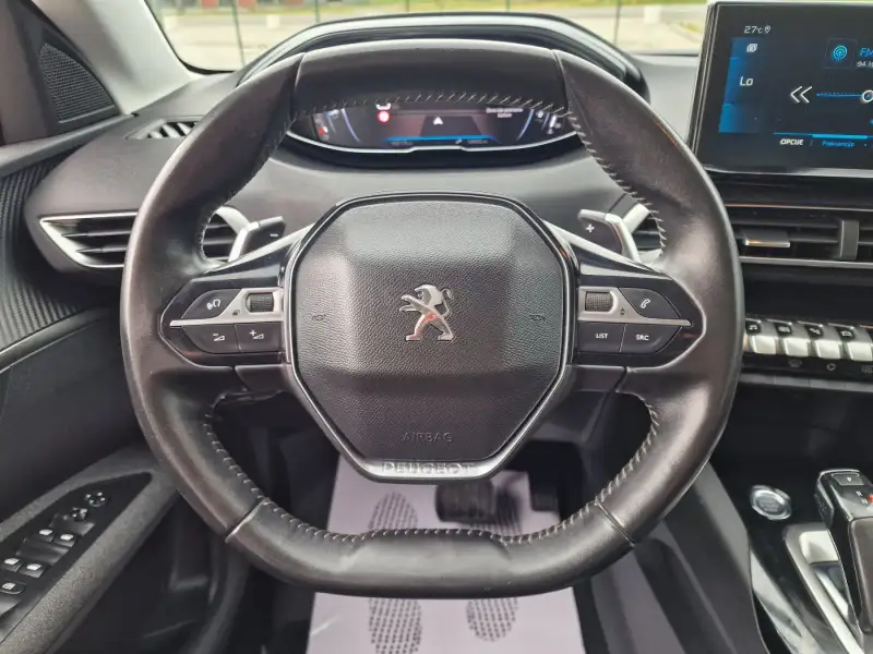Peugeot 3008 2021. godište - Slika 16
