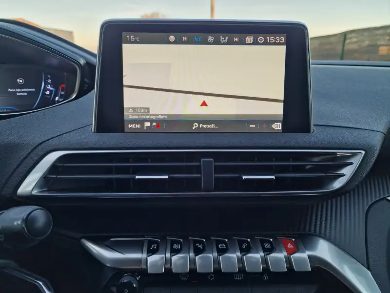 Peugeot 3008 2019. godište - Slika 19