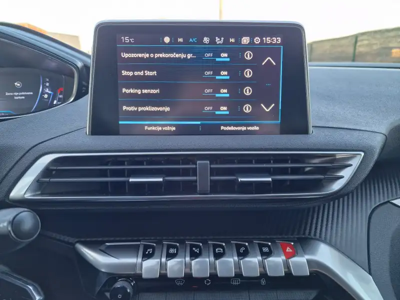 Peugeot 3008 2019. godište - Slika 20