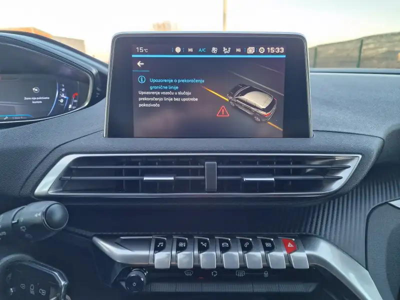 Peugeot 3008 2019. godište - Slika 21