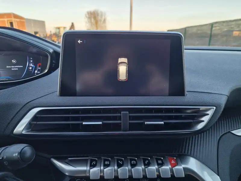 Peugeot 3008 2019. godište - Slika 23