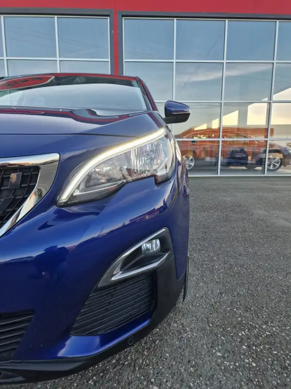 Peugeot 3008 2019. godište - Slika 25