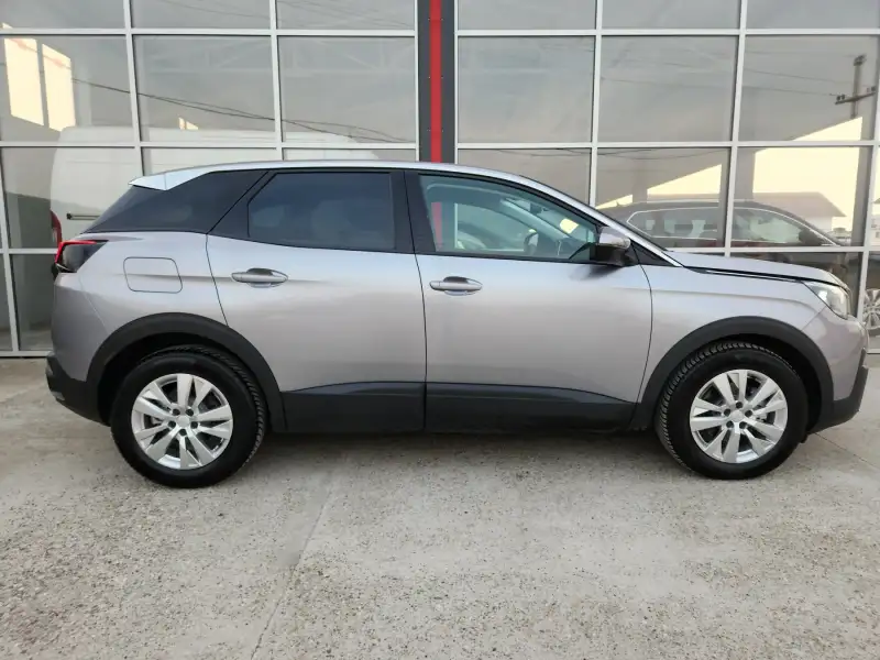 Peugeot 3008 2020. godište - Slika 4