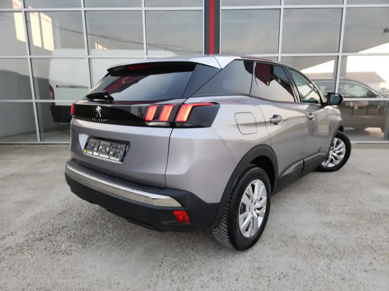 Peugeot 3008 2020. godište - Slika 5