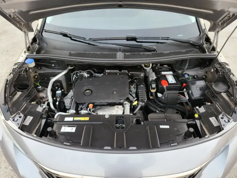 Peugeot 3008 2020. godište - Slika 28
