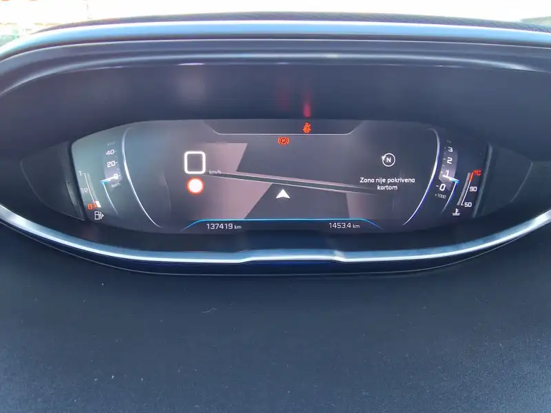 Peugeot 3008 2022. godište - Slika 12