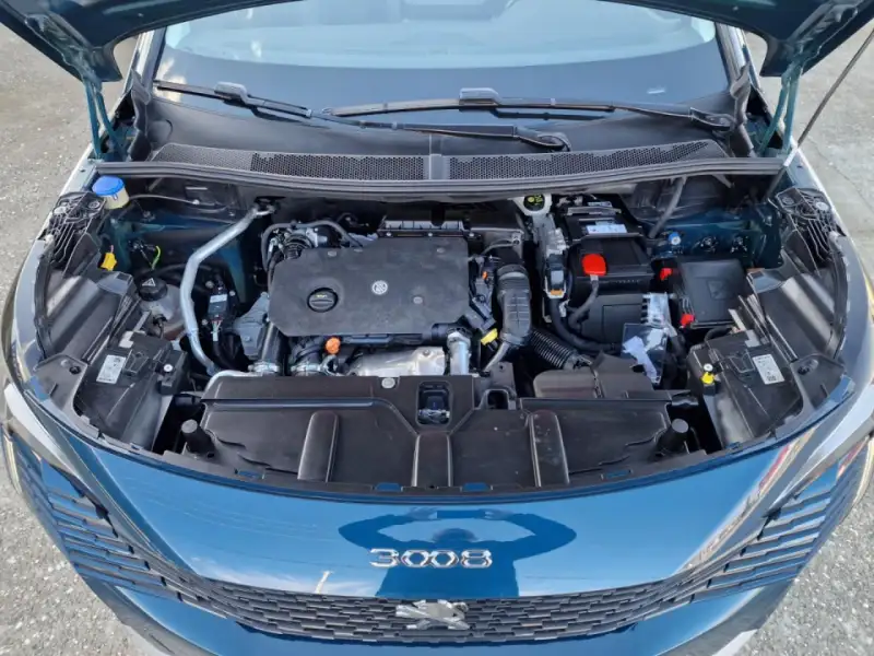 Peugeot 3008 2022. godište - Slika 25