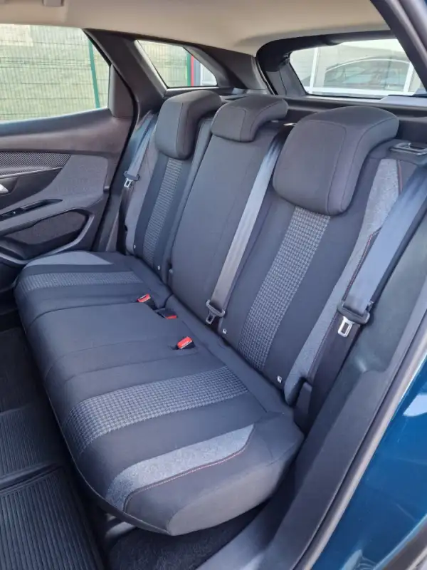 Peugeot 3008 2022. godište - Slika 29