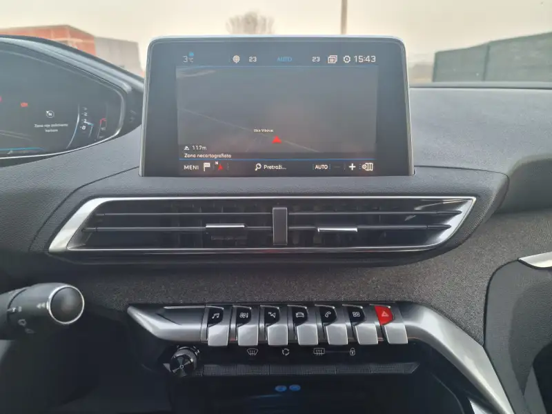 Peugeot 3008 ALLURE 2019. godište - Slika 20