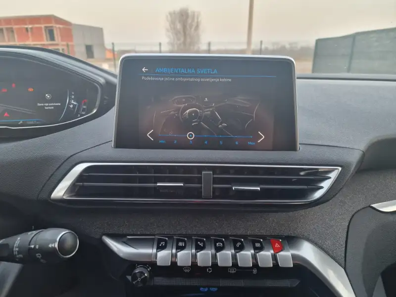 Peugeot 3008 ALLURE 2019. godište - Slika 27