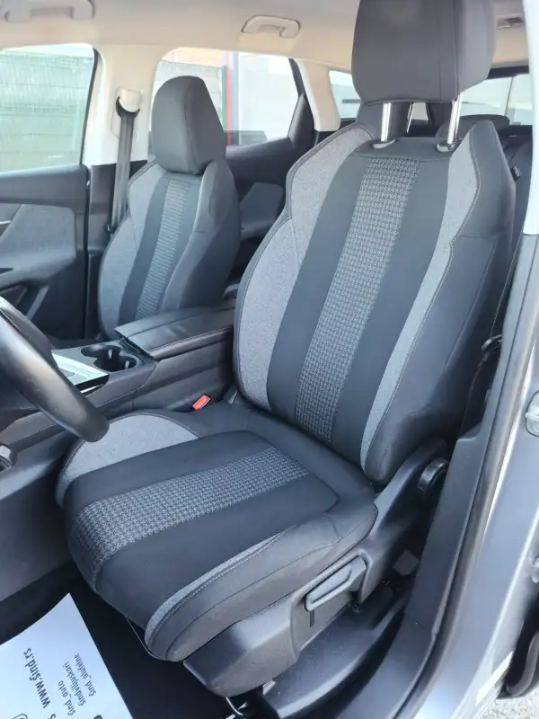Peugeot 3008 2018. godište - Slika 12