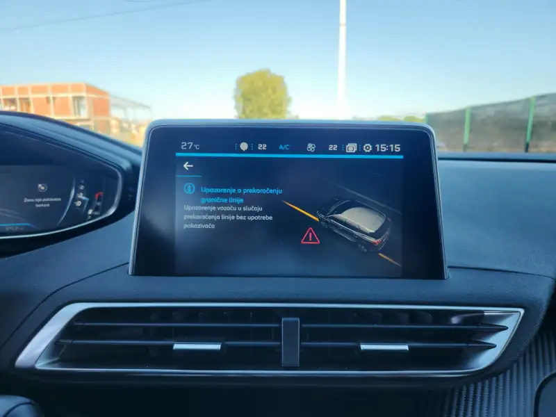 Peugeot 3008 2018. godište - Slika 22