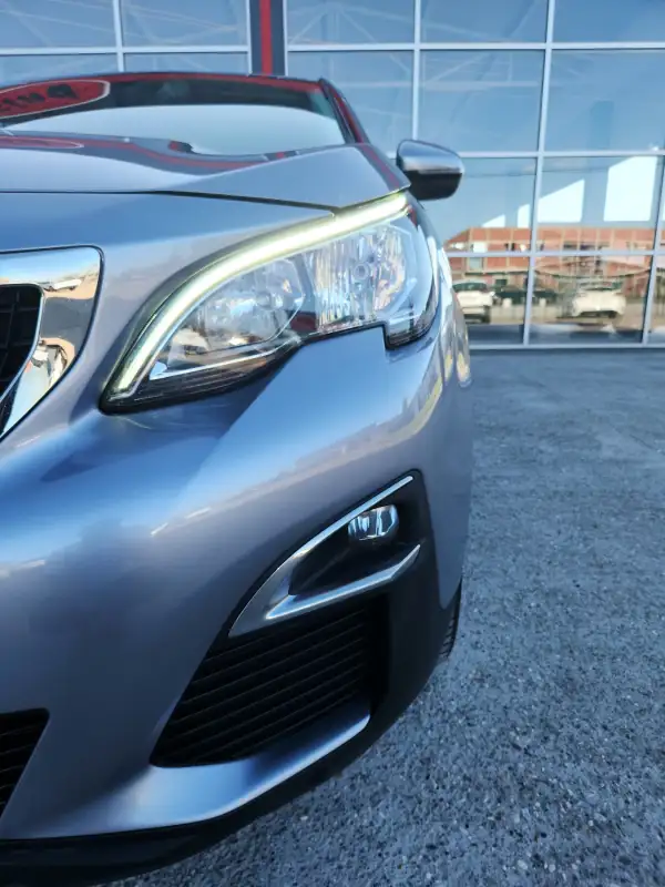 Peugeot 3008 2018. godište - Slika 26