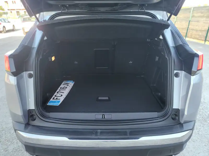 Peugeot 3008 2018. godište - Slika 29