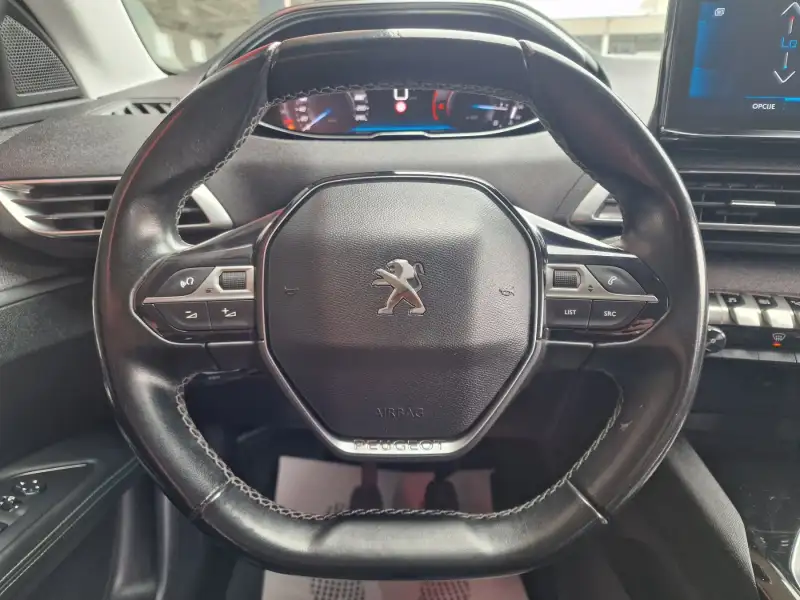 Peugeot 3008 ALLURE Dizel 2021. godište - Slika 16