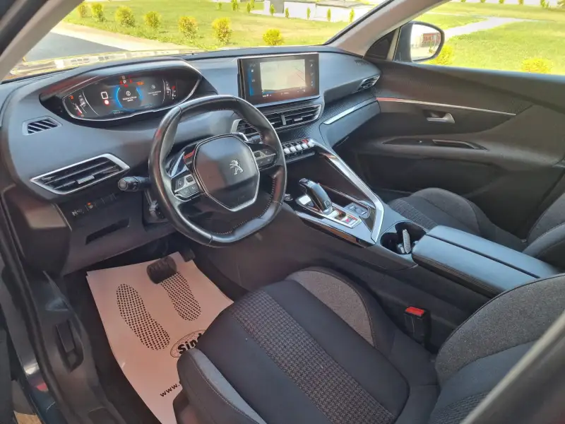 Peugeot 3008 Dizel 2022. godište - Slika 11