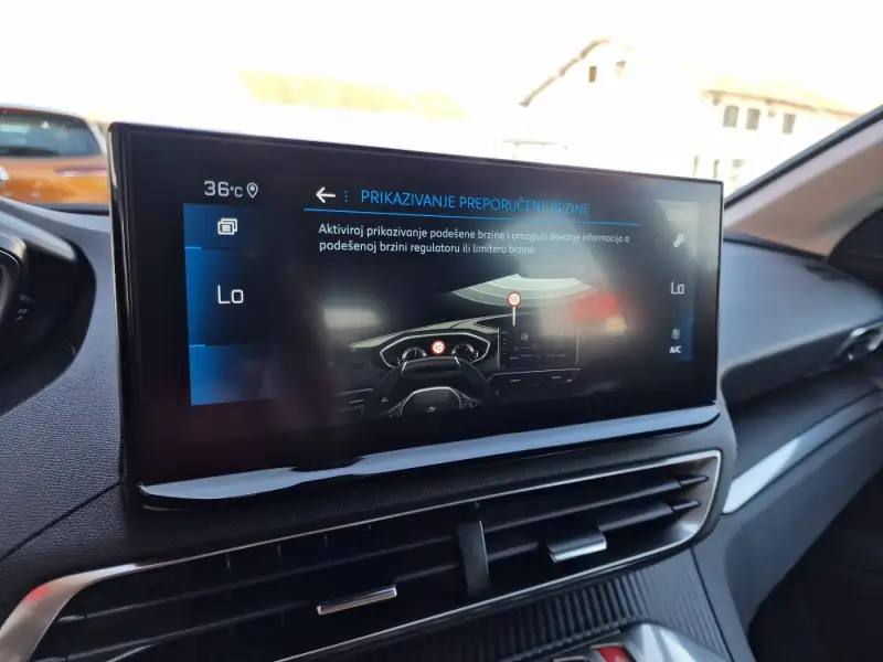 Peugeot 3008 Dizel 2022. godište - Slika 26
