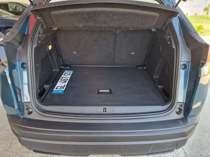 Peugeot 3008 Dizel 2022. godište - Slika 32