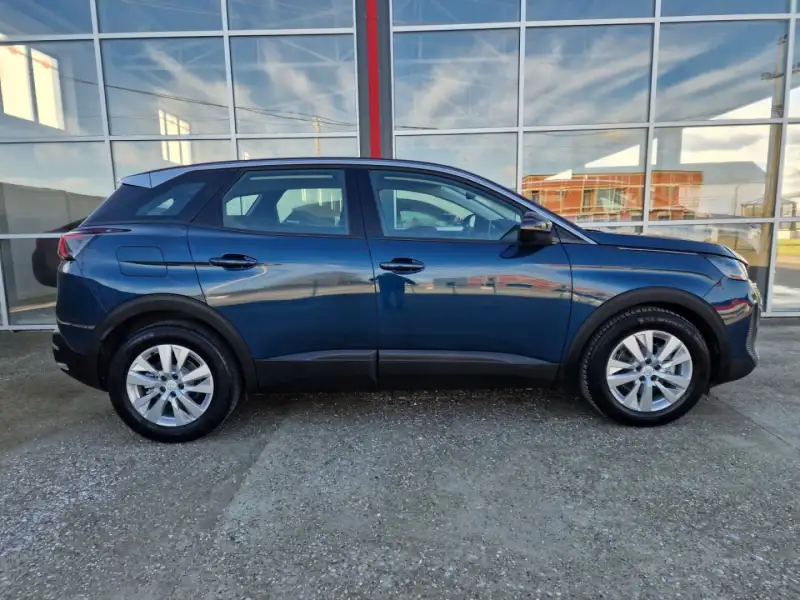 Peugeot 3008 2022. godište - Slika 4