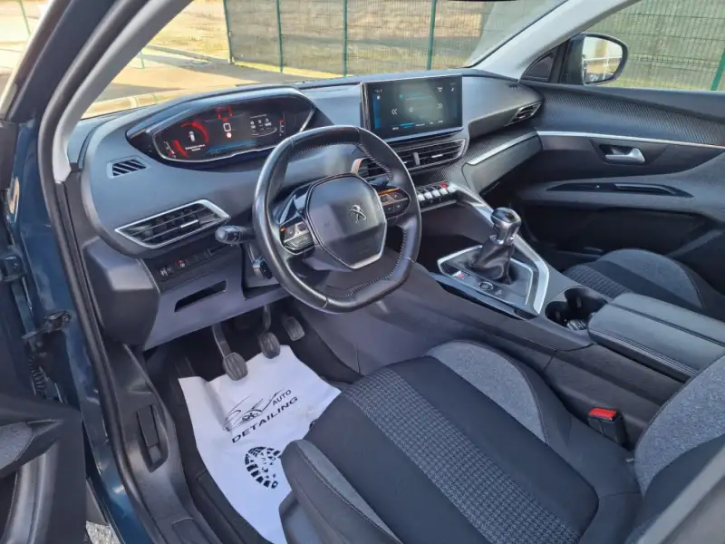 Peugeot 3008 2022. godište - Slika 9