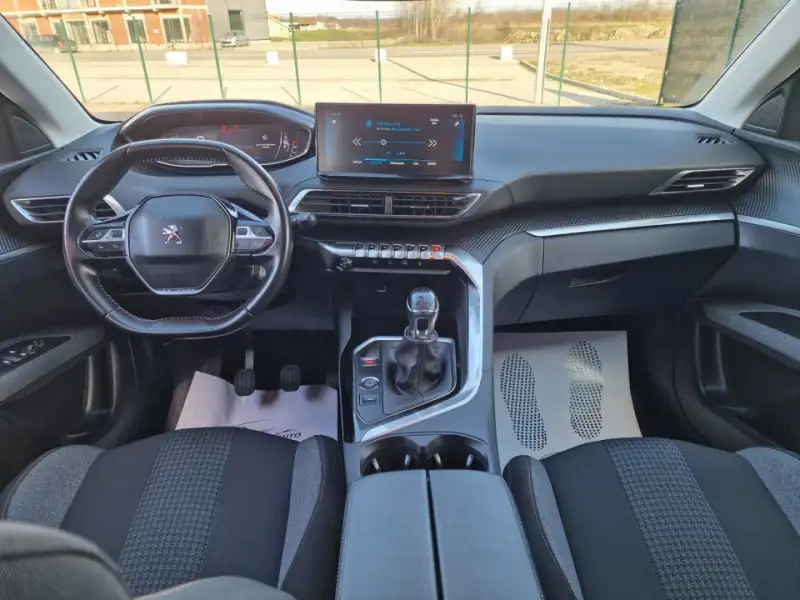 Peugeot 3008 2022. godište - Slika 10