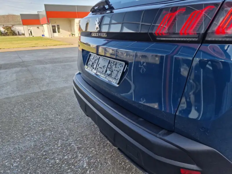Peugeot 3008 2022. godište - Slika 23