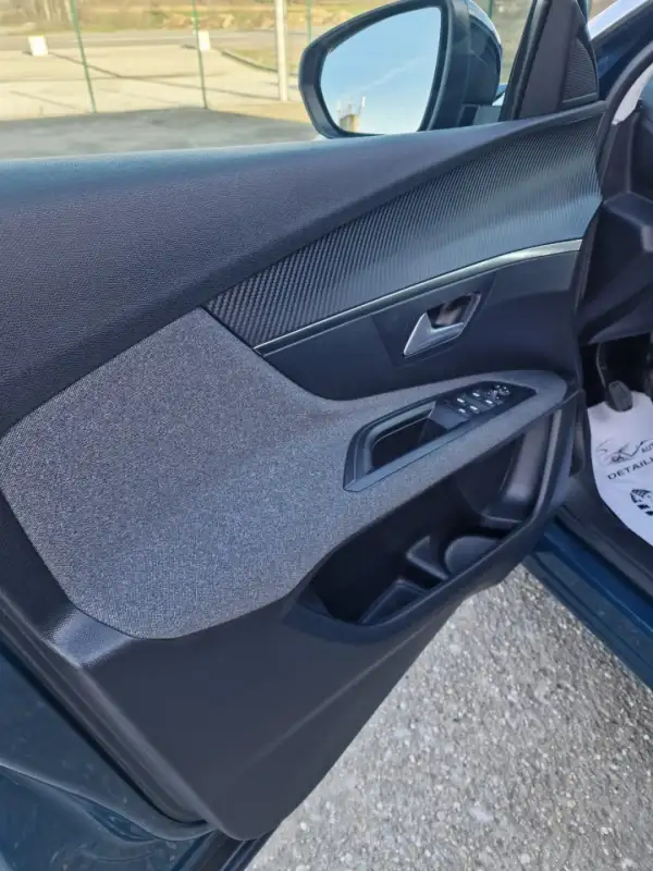 Peugeot 3008 2022. godište - Slika 27