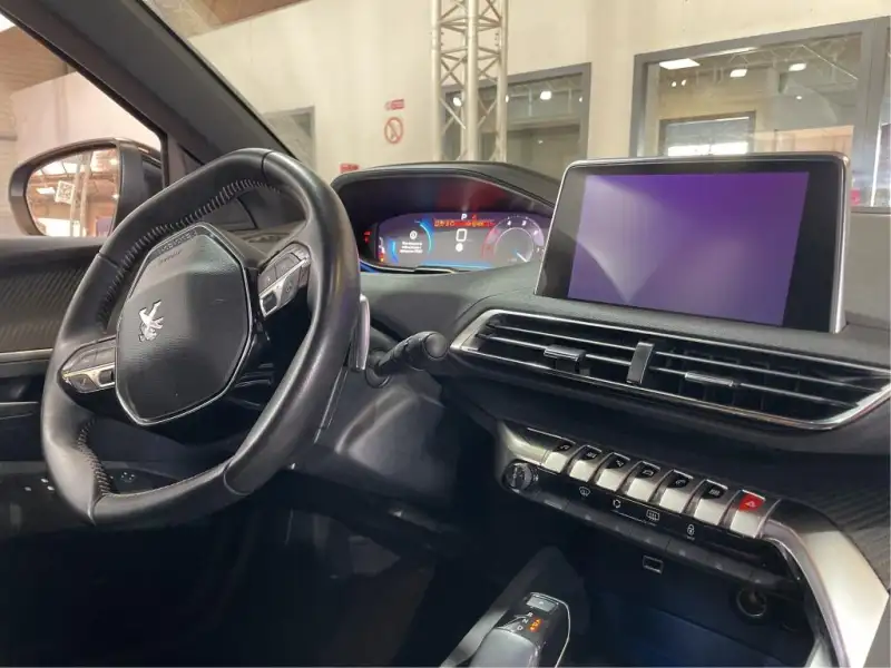 Peugeot 3008 Dizel 2023. godište - Slika 2