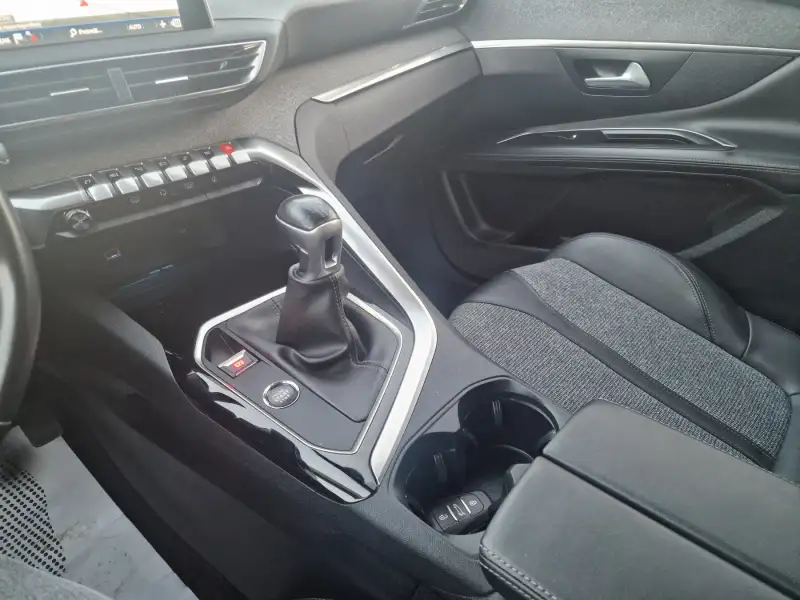 Peugeot 3008 ALLURE 2019. godište - Slika 18