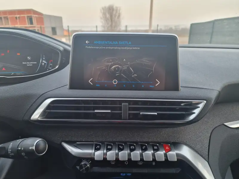 Peugeot 3008 ALLURE 2019. godište - Slika 27