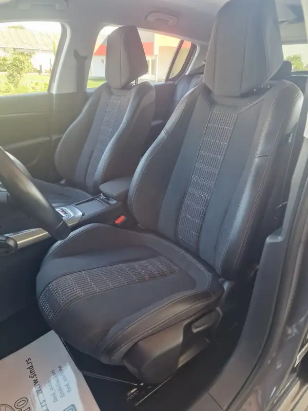 Peugeot 308 ALLURE Benzin 2021. godište - Slika 12