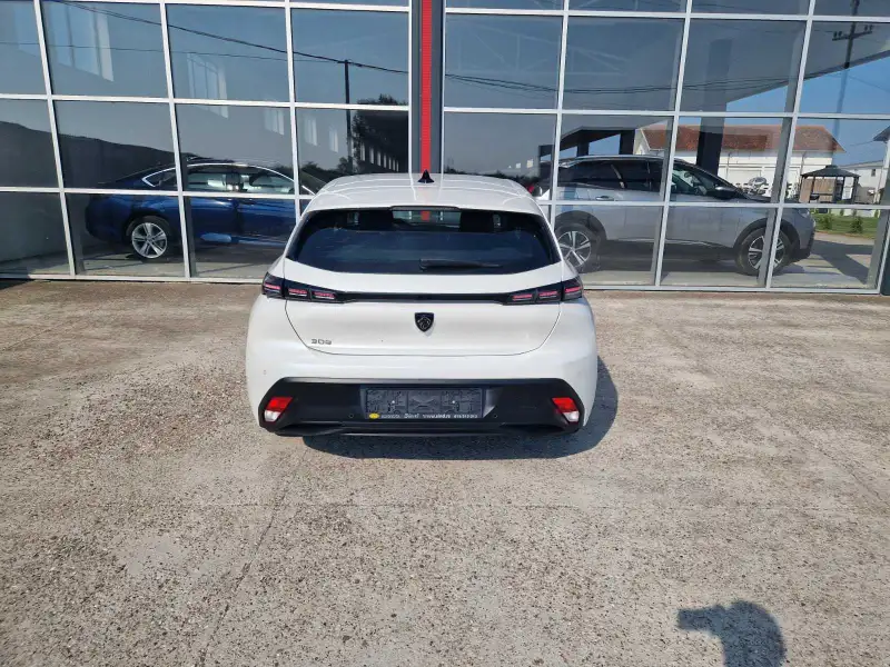 Peugeot 308 2022. godište - Slika 6