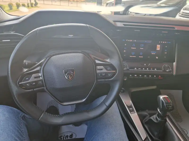 Peugeot 308 2022. godište - Slika 10