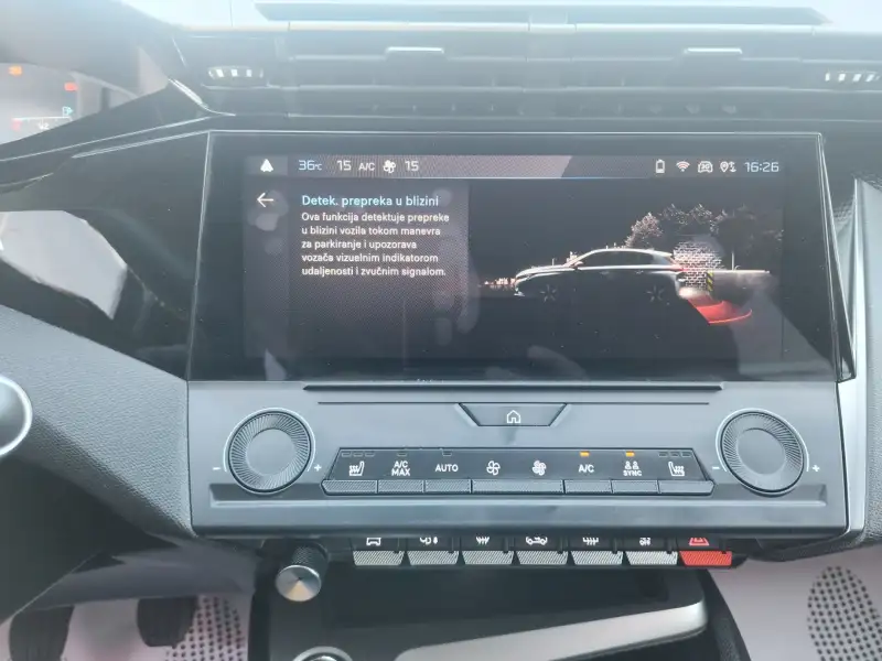 Peugeot 308 Benzin 2022. godište - Slika 26