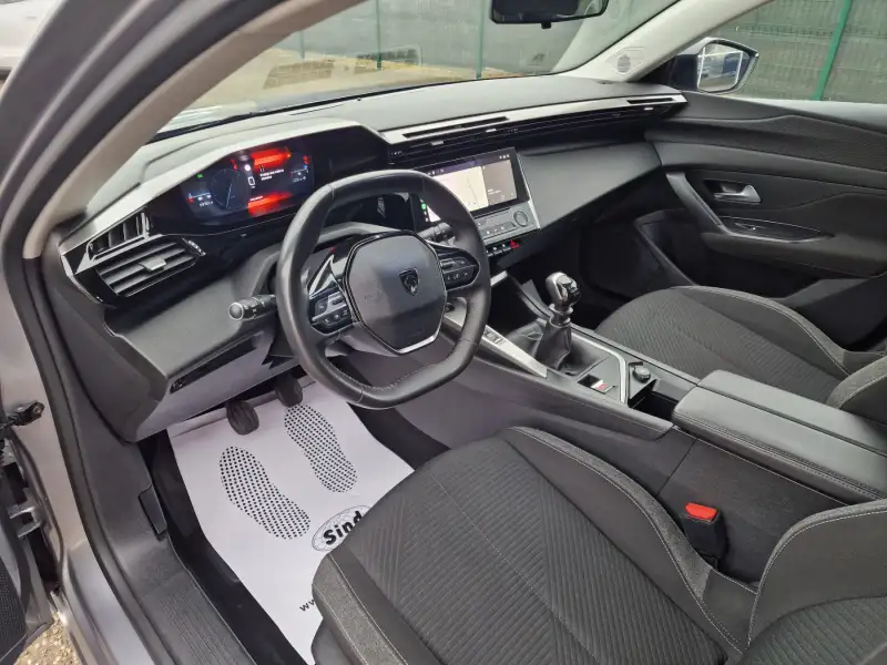 Peugeot 308 2022. godište - Slika 11