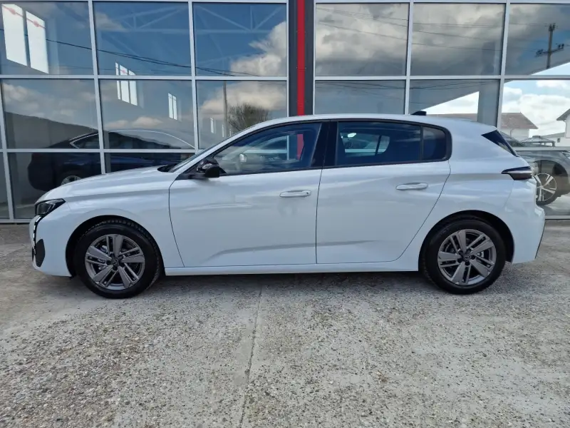 Peugeot 308 2023. godište - Slika 8