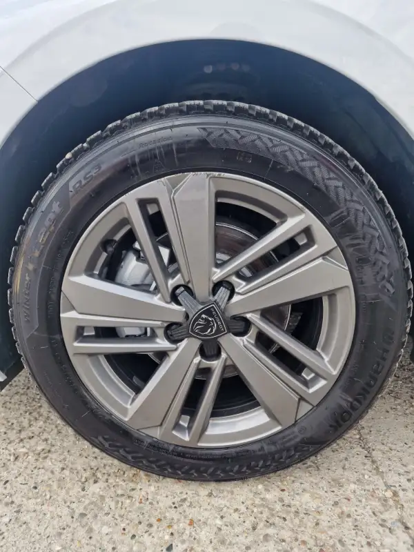 Peugeot 308 2023. godište - Slika 31