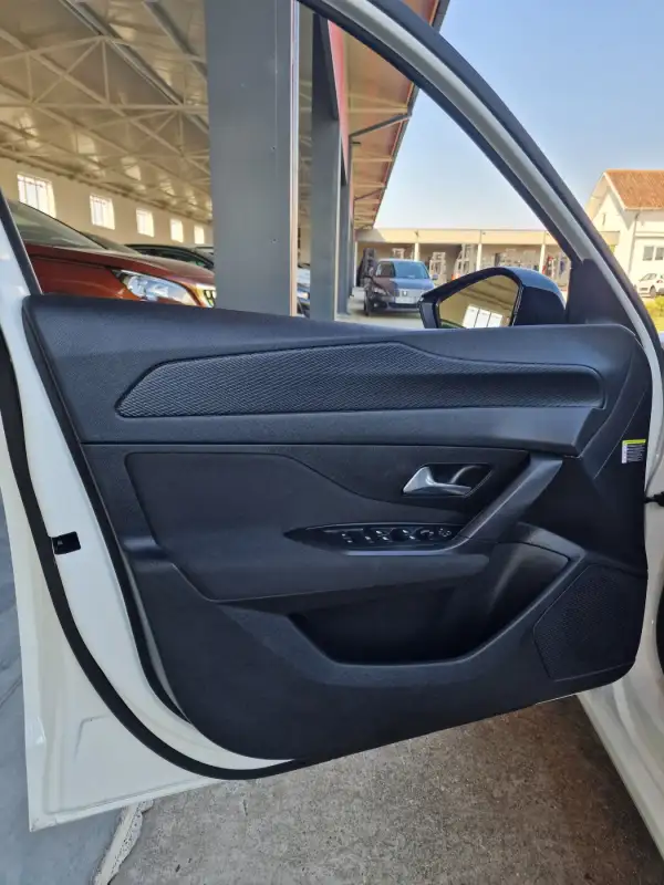 Peugeot 308 ACTIVE 2022. godište - Slika 9