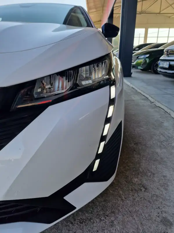 Peugeot 308 ACTIVE 2022. godište - Slika 31