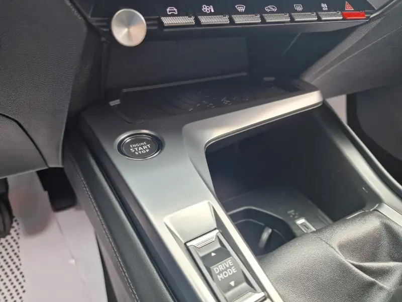 Peugeot 308 ALLURE 2022. godište - Slika 21
